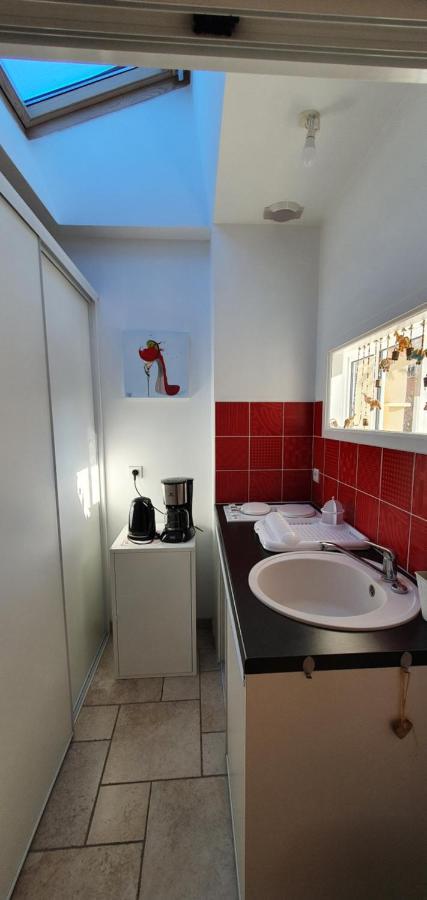 A la Topaze, Gite avec piscine privée chauffée pour 2 ou 3 Le May-sur-Evre Extérieur photo